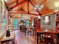 lodge rental in rushville, ohio dining area